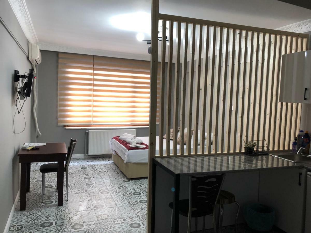 First Suite Taksim イスタンブール エクステリア 写真